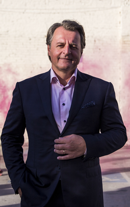 Alexander Lacik in LA